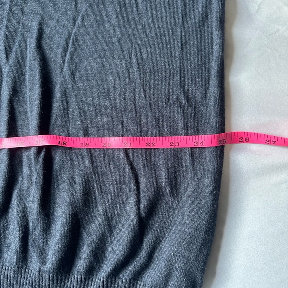 Old Money U.S. Polo Assn. 2XL knitted V-neck sweater vest Gray Emblem Size L - Picture 7 of 8